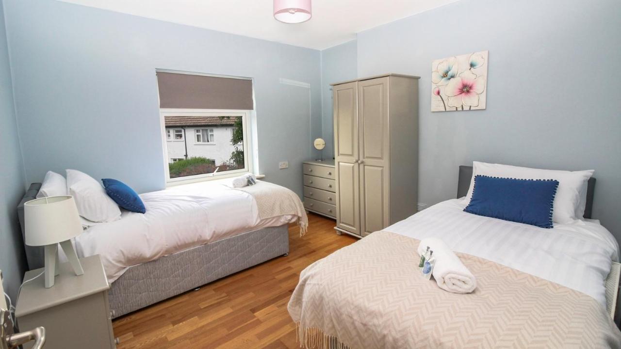 Spacious Home In Popular Salthill Galway Extérieur photo