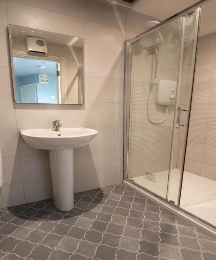 Spacious Home In Popular Salthill Galway Extérieur photo